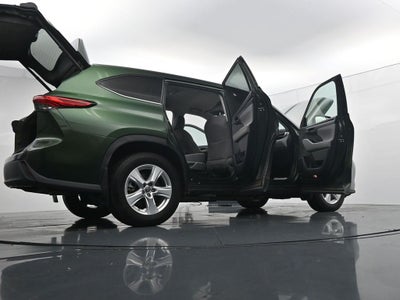 2023 Toyota Highlander LE