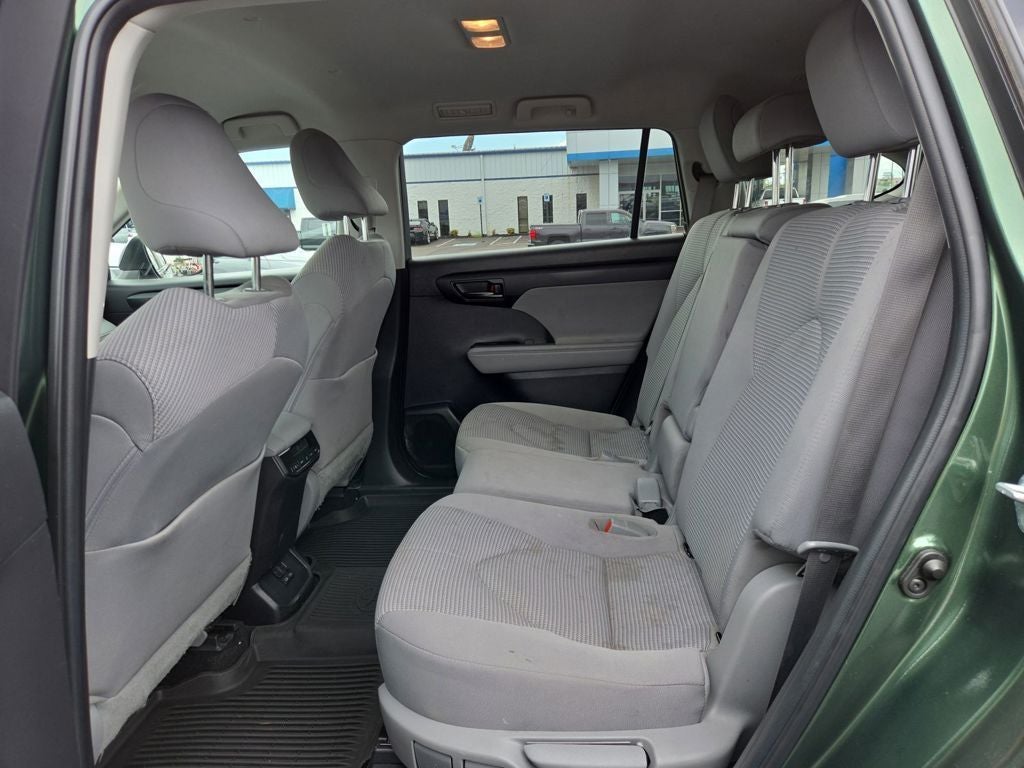 2023 Toyota Highlander LE