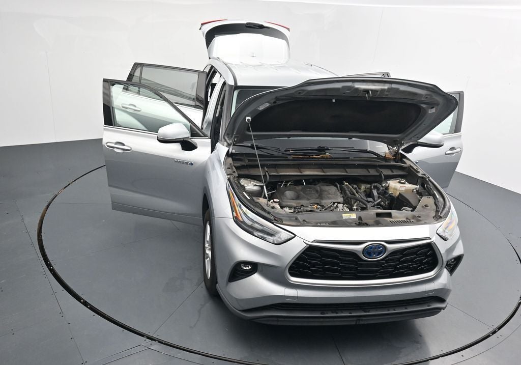 2021 Toyota Highlander LE