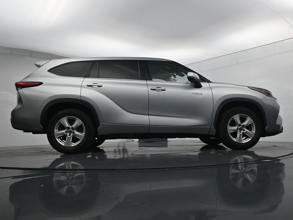 2021 Toyota Highlander LE