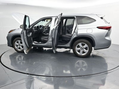 2021 Toyota Highlander LE