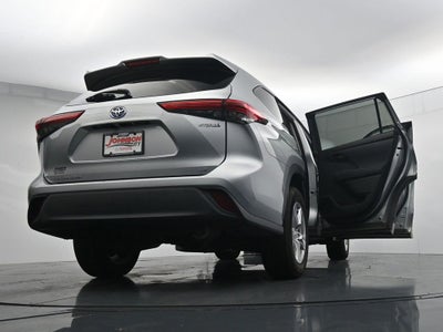 2021 Toyota Highlander LE