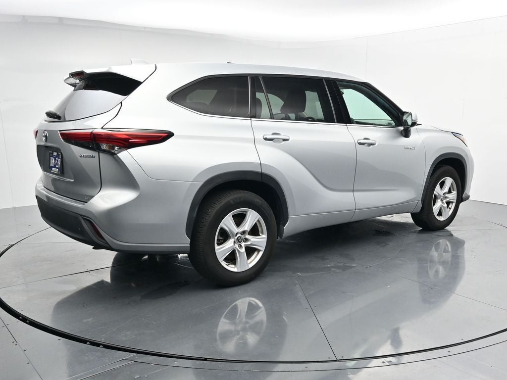 2021 Toyota Highlander LE