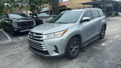 2019 Toyota Highlander LE