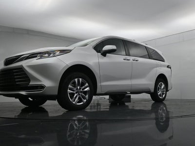 2024 Toyota Sienna Limited 7 Passenger