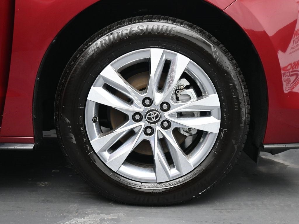 2025 Toyota Sienna Limited 7 Passenger