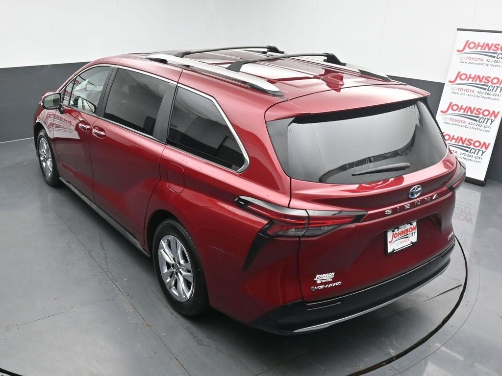 2025 Toyota Sienna Limited 7 Passenger