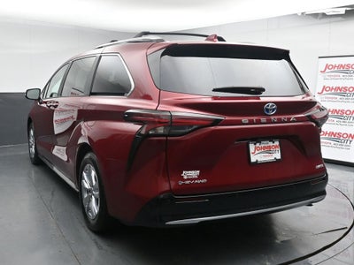 2025 Toyota Sienna Limited 7 Passenger