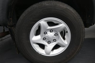 2002 Toyota Tacoma Base V6
