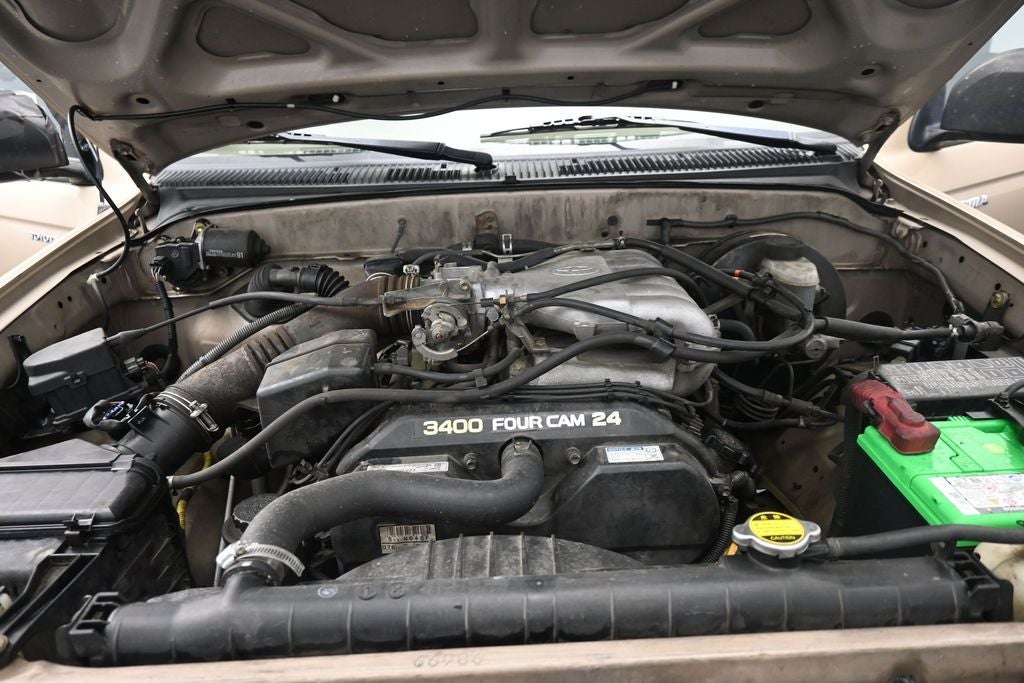 2002 Toyota Tacoma Base V6