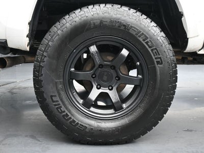 2017 Toyota Tacoma SR5