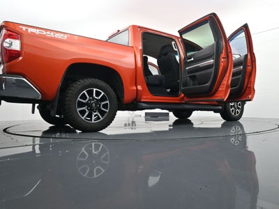 2017 Toyota Tundra SR5