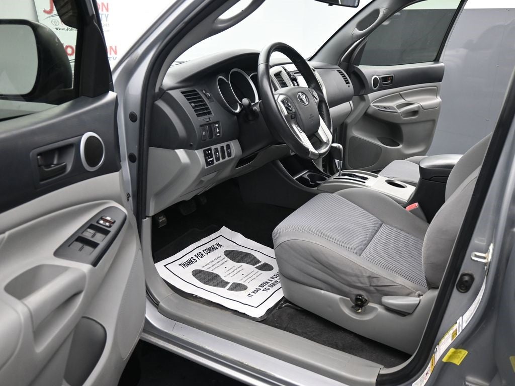 2015 Toyota Tacoma Base V6