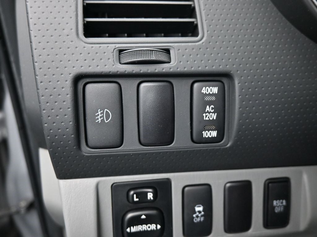 2015 Toyota Tacoma Base V6