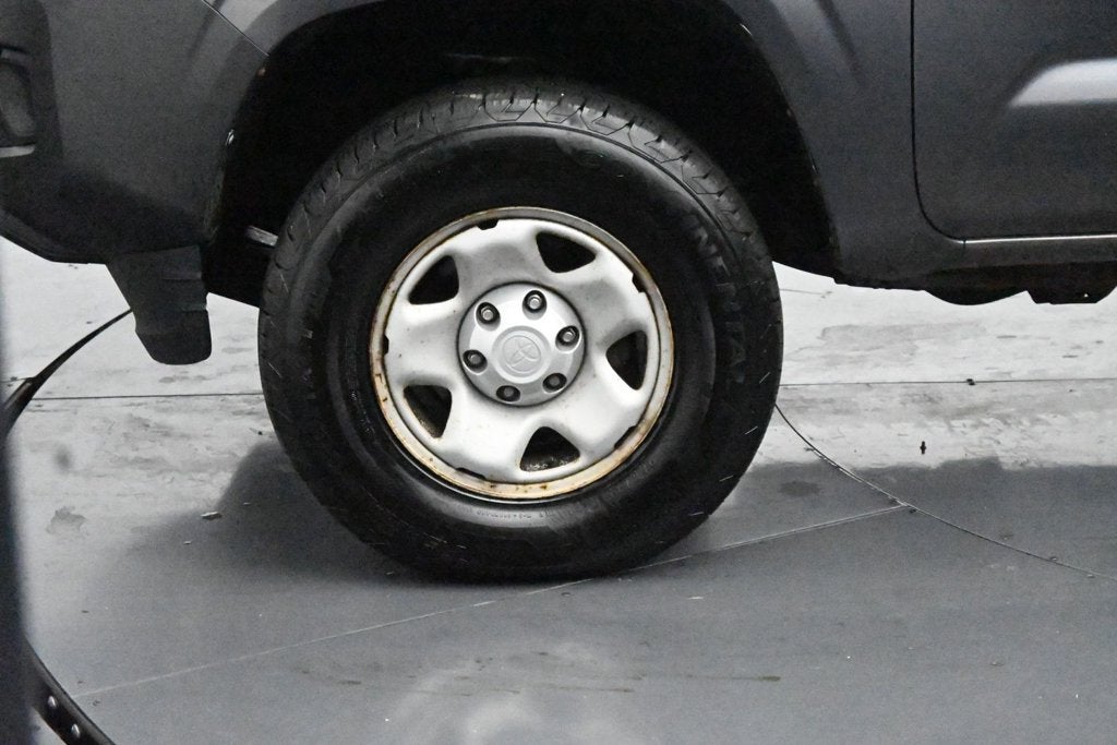 2017 Toyota Tacoma SR