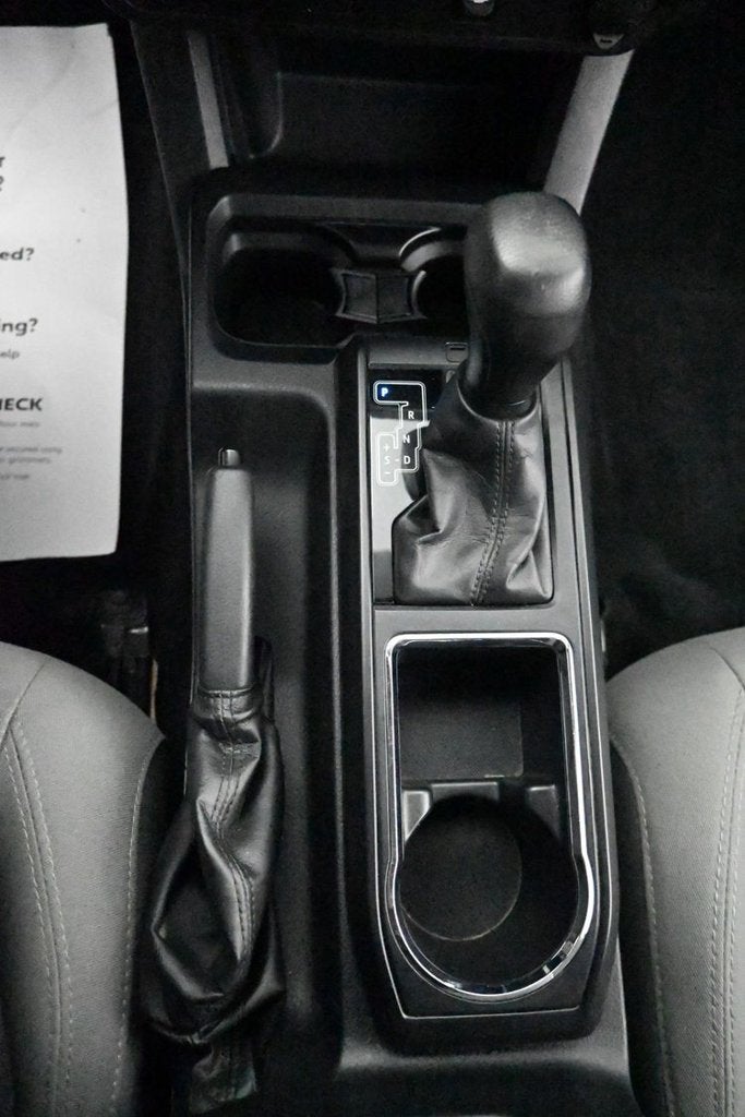 2017 Toyota Tacoma SR