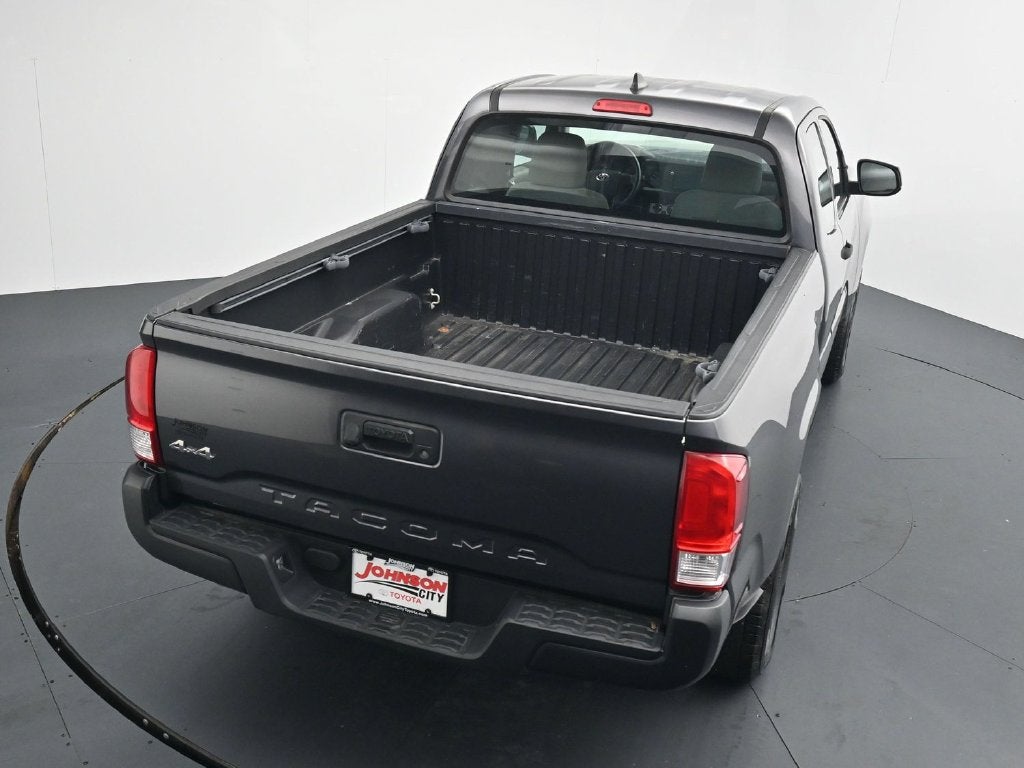 2017 Toyota Tacoma SR