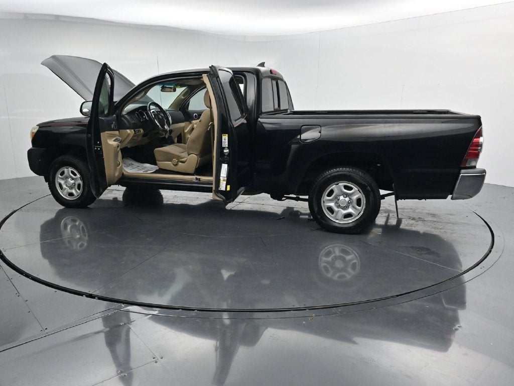 2014 Toyota Tacoma Base