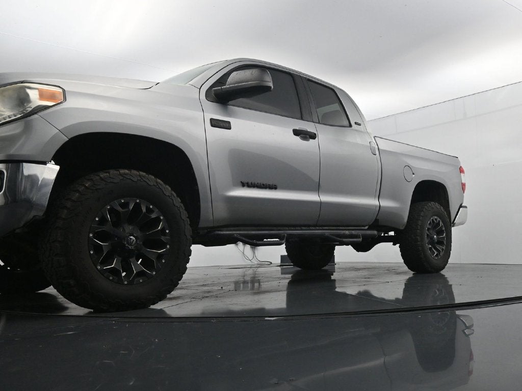 2015 Toyota Tundra SR5
