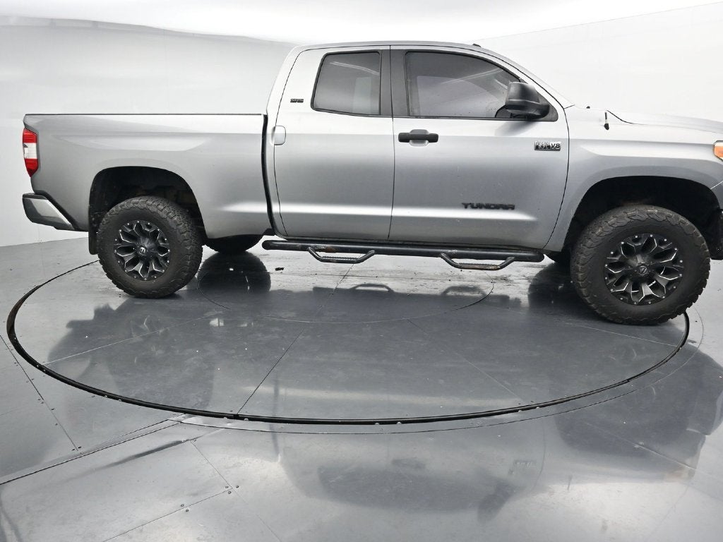 2015 Toyota Tundra SR5