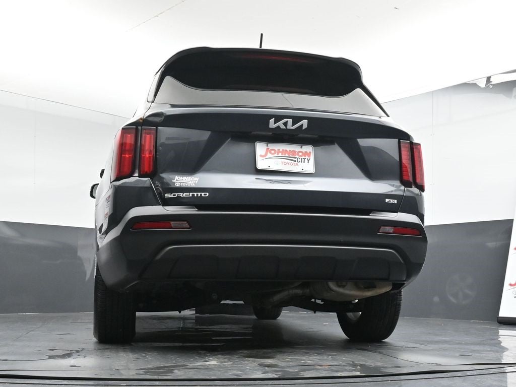 2023 Kia Sorento LX