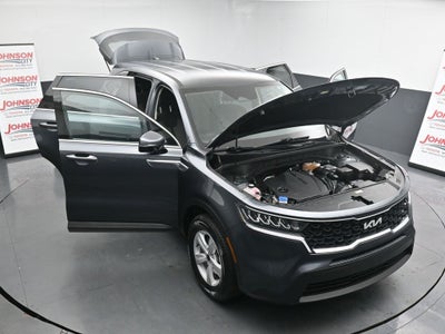 2023 Kia Sorento LX