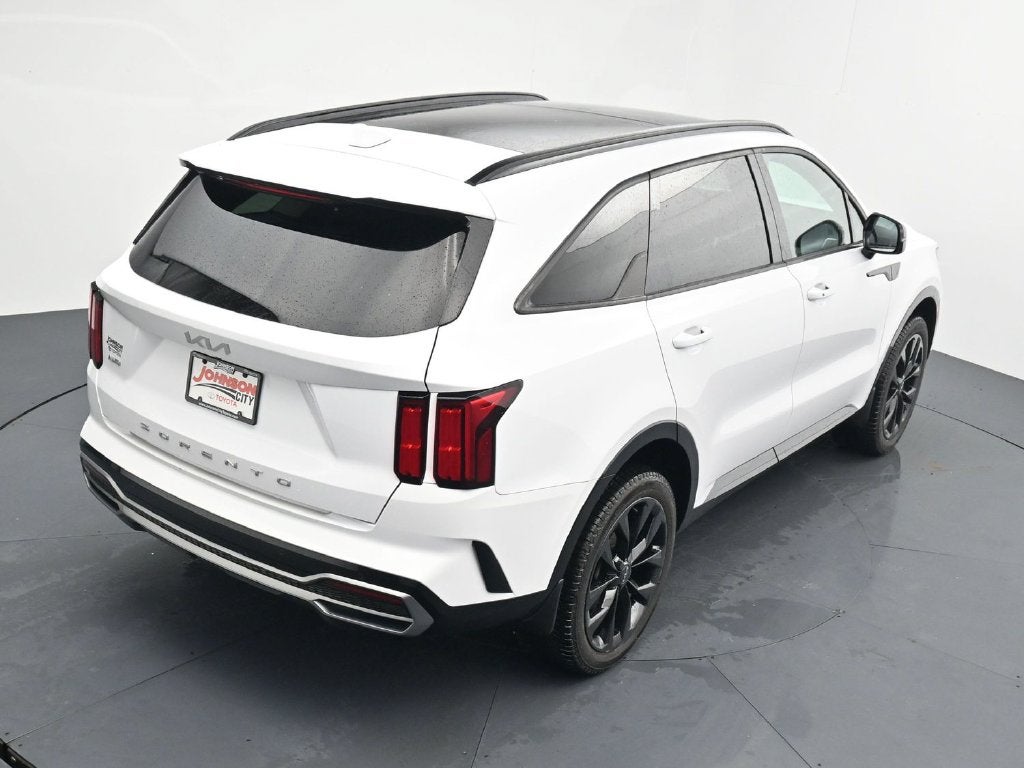 2022 Kia Sorento SX
