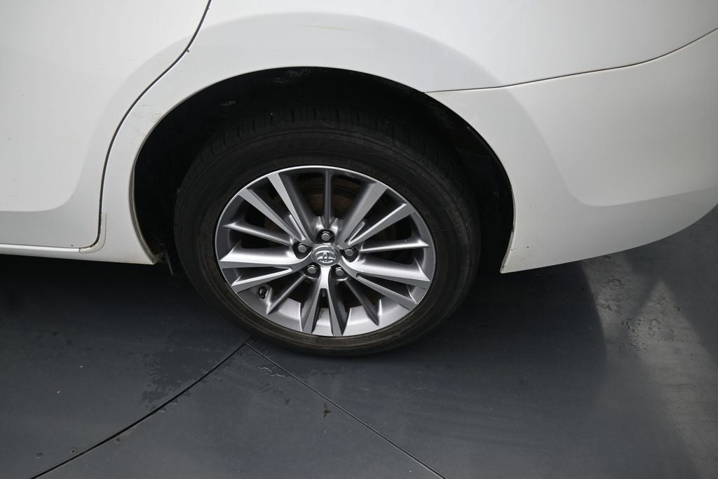 2014 Toyota Corolla LE Plus