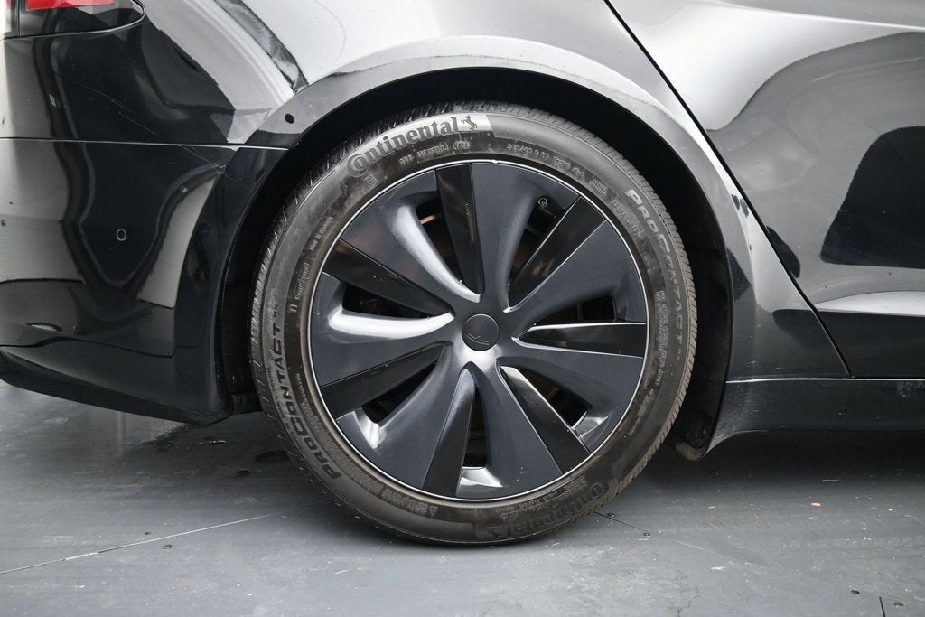 2022 Tesla Model S Base
