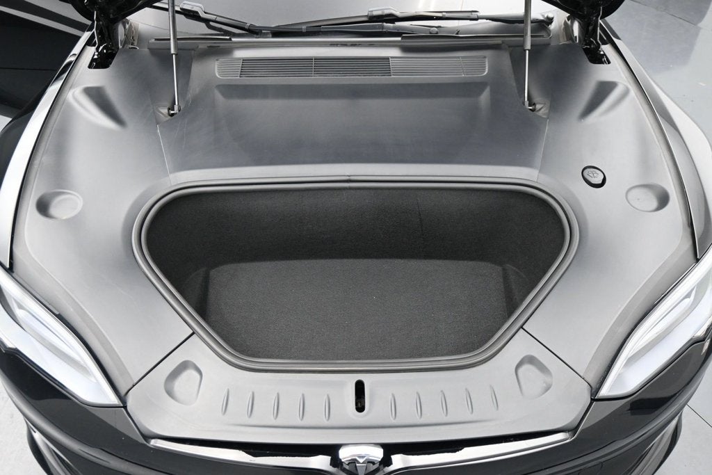 2022 Tesla Model S Base