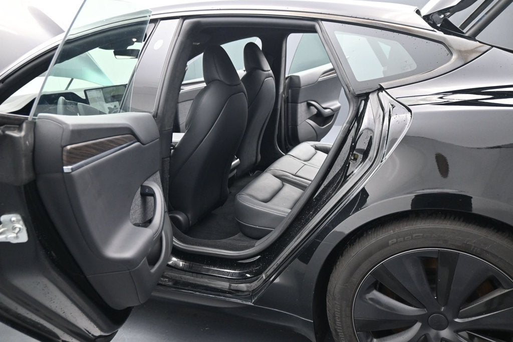 2022 Tesla Model S Base