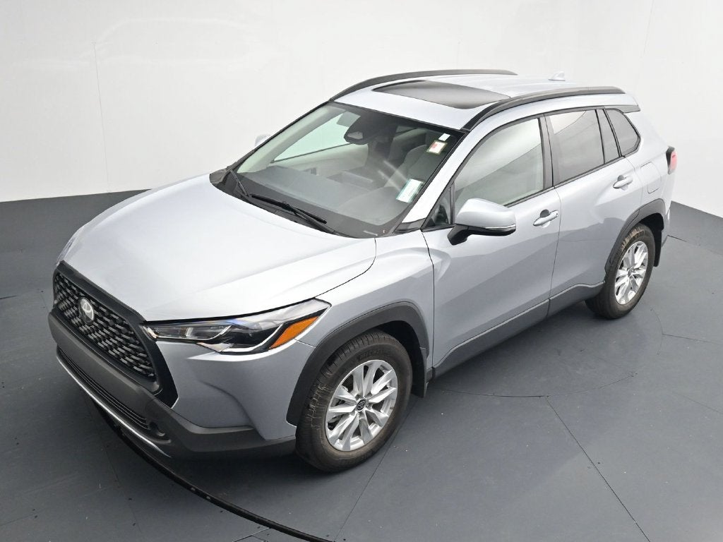 2024 Toyota Corolla Cross LE