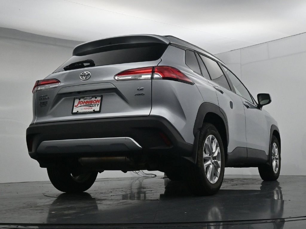2024 Toyota Corolla Cross LE