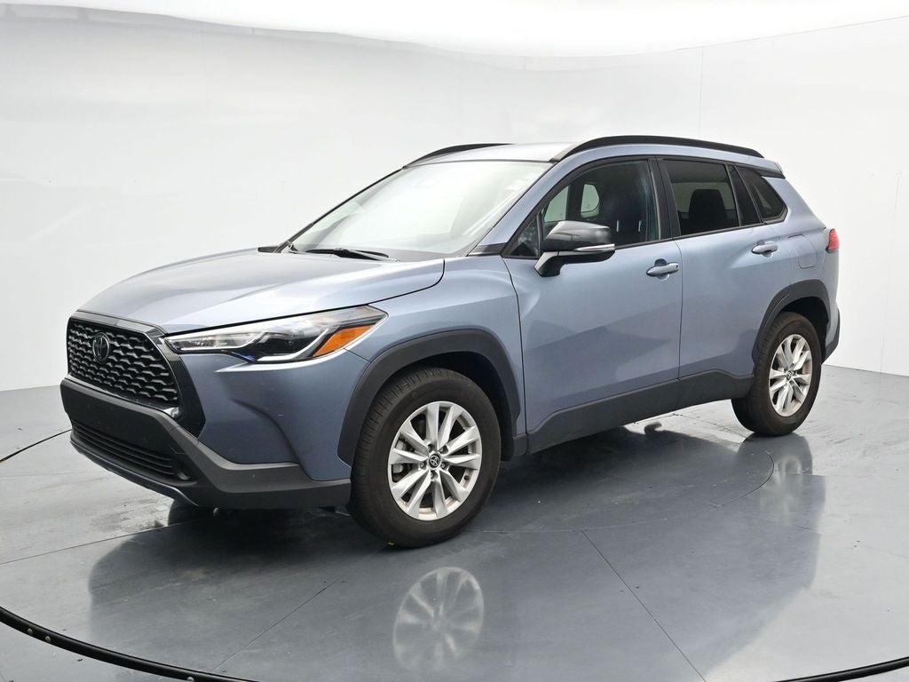 2025 Toyota Corolla Cross LE