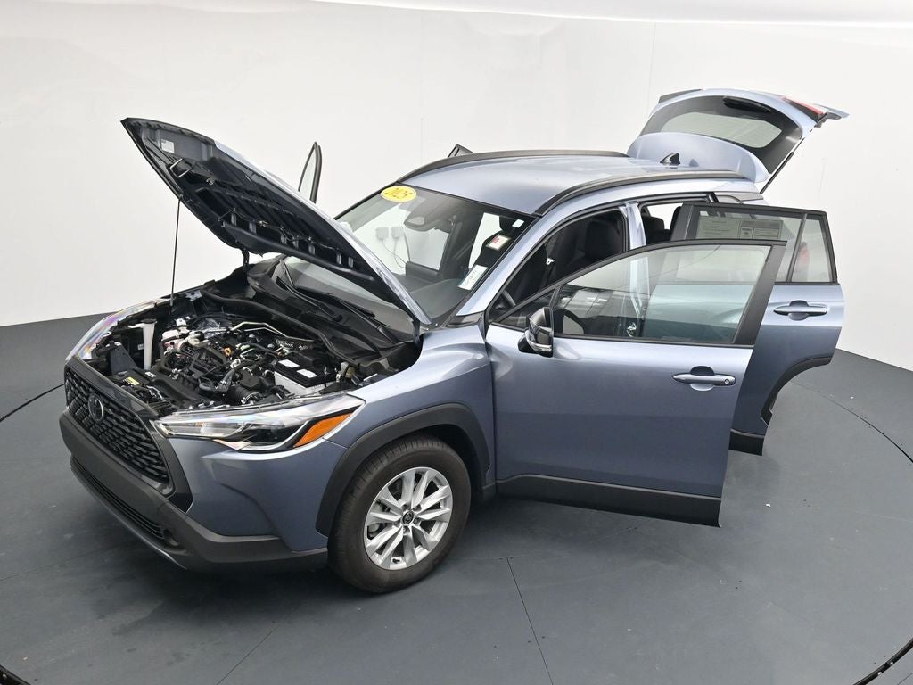 2025 Toyota Corolla Cross LE