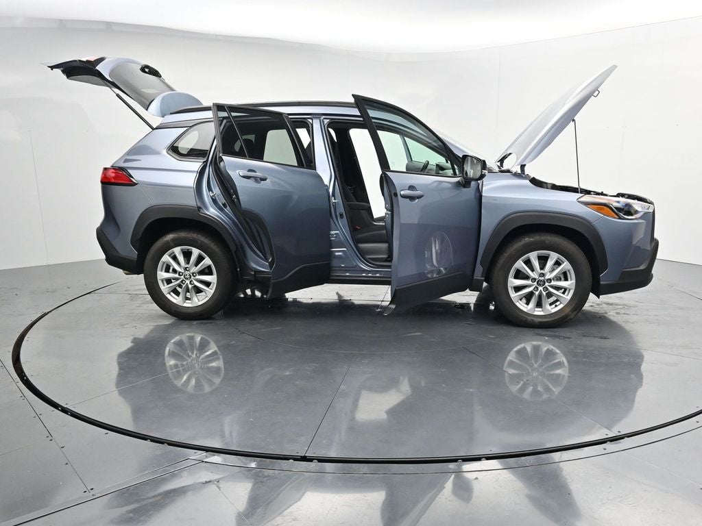 2025 Toyota Corolla Cross LE