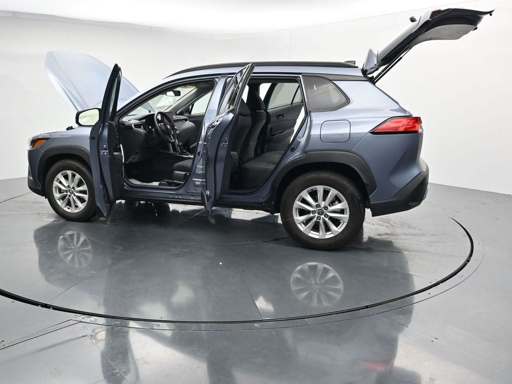 2025 Toyota Corolla Cross LE