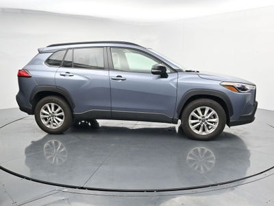 2025 Toyota Corolla Cross LE