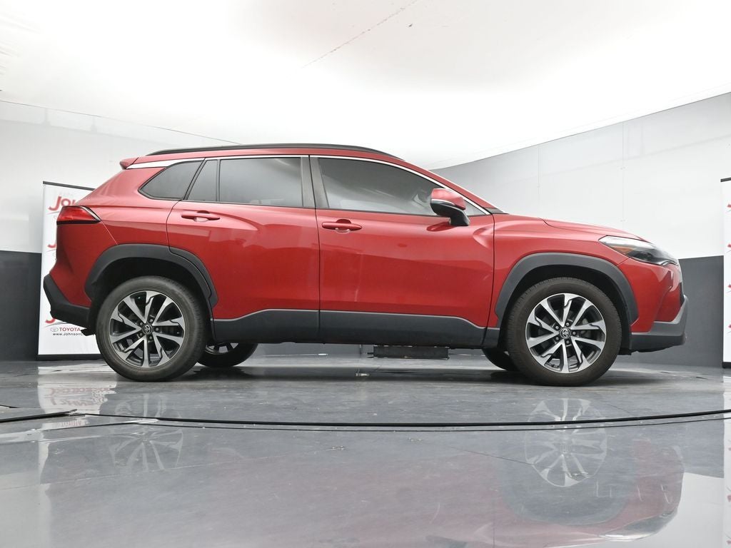 2022 Toyota Corolla Cross XLE