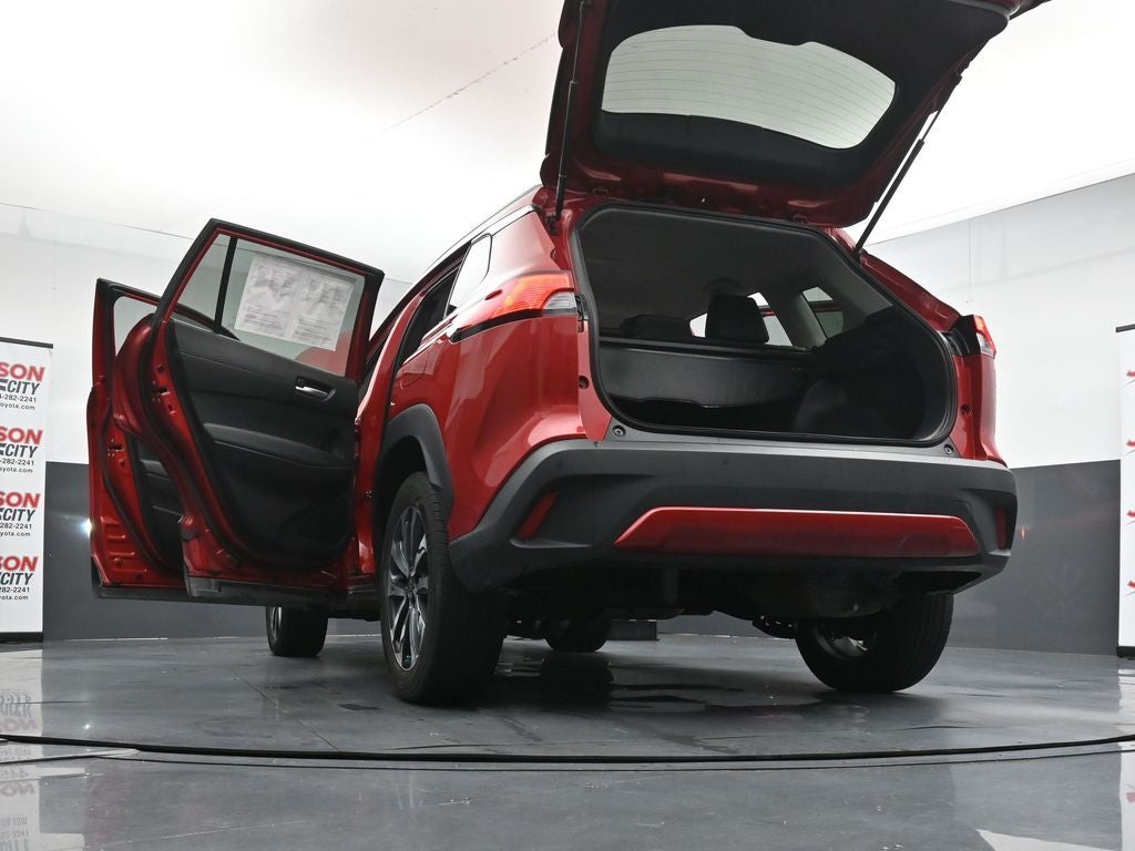 2022 Toyota Corolla Cross XLE
