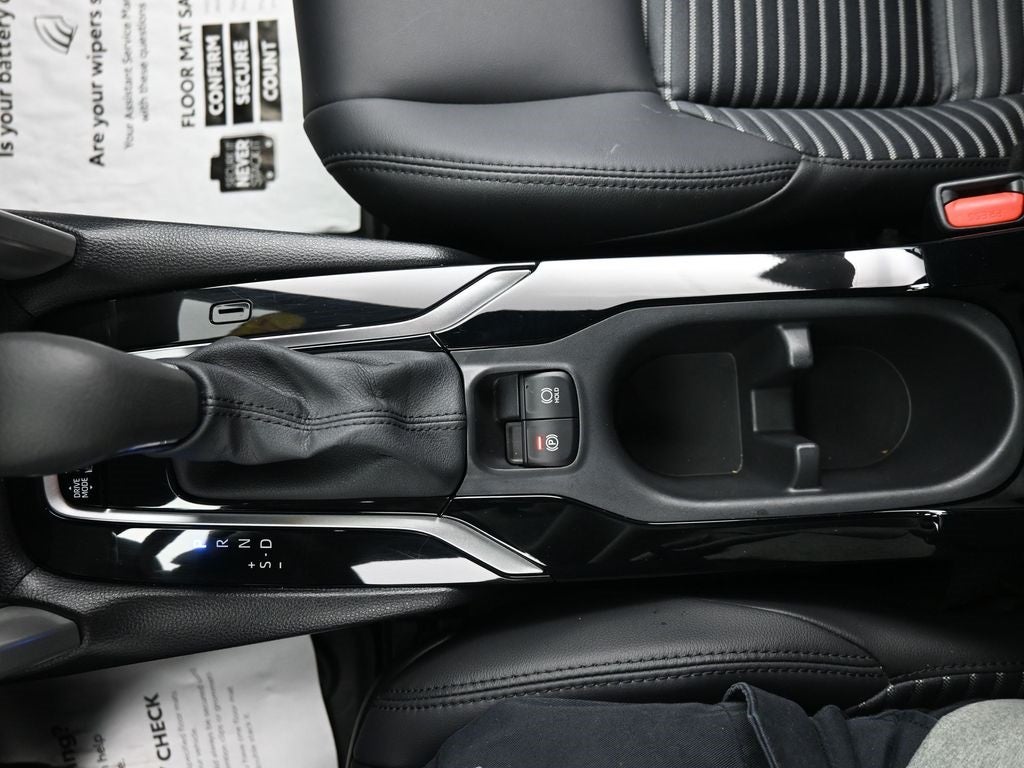 2024 Toyota Corolla Cross Hybrid XSE