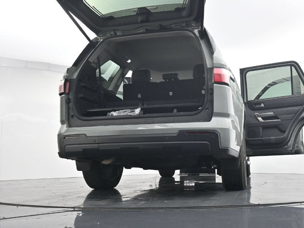 2024 Toyota Sequoia SR5