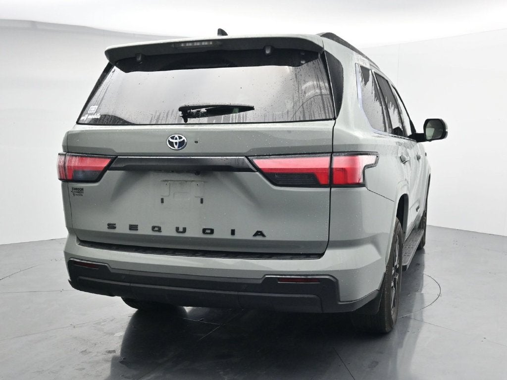 2024 Toyota Sequoia SR5