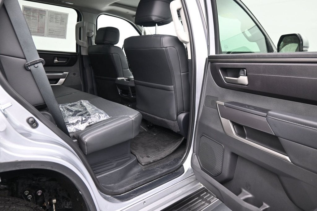 2024 Toyota Sequoia SR5