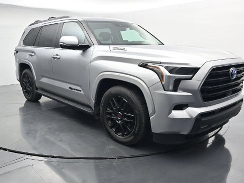 2024 Toyota Sequoia SR5