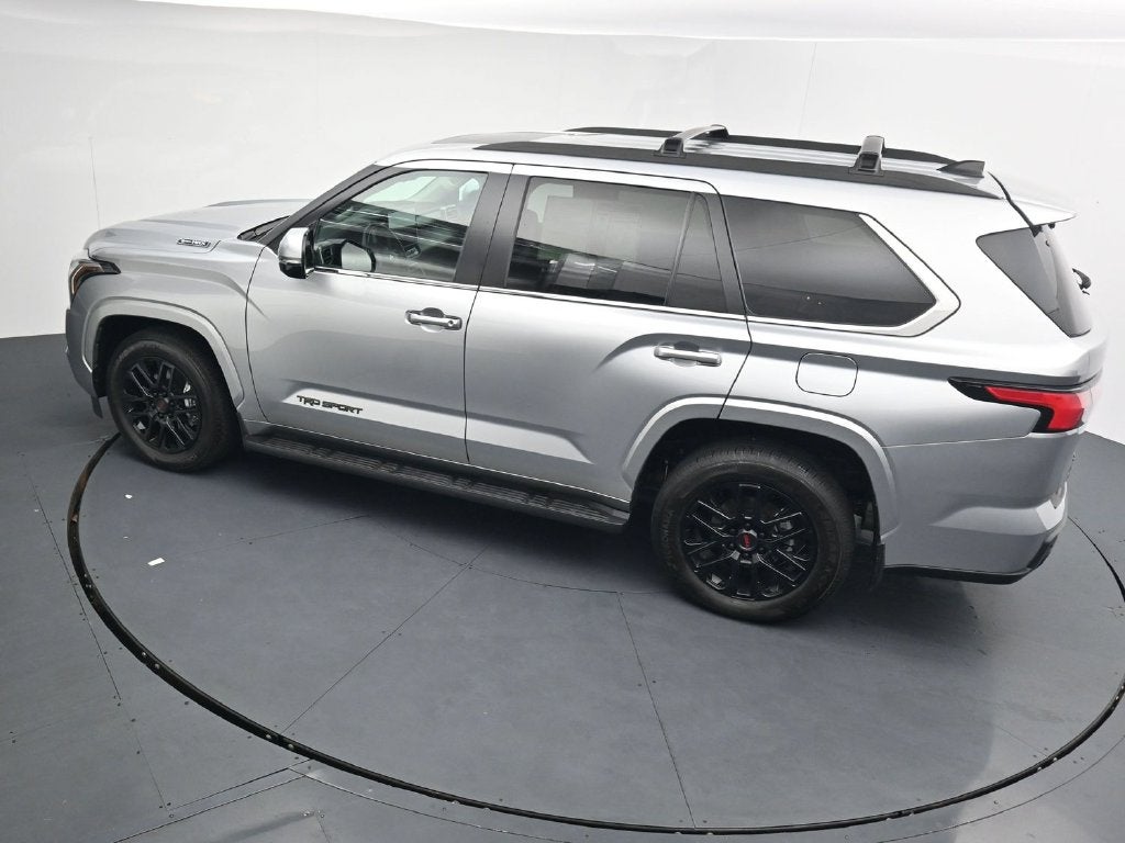2024 Toyota Sequoia SR5