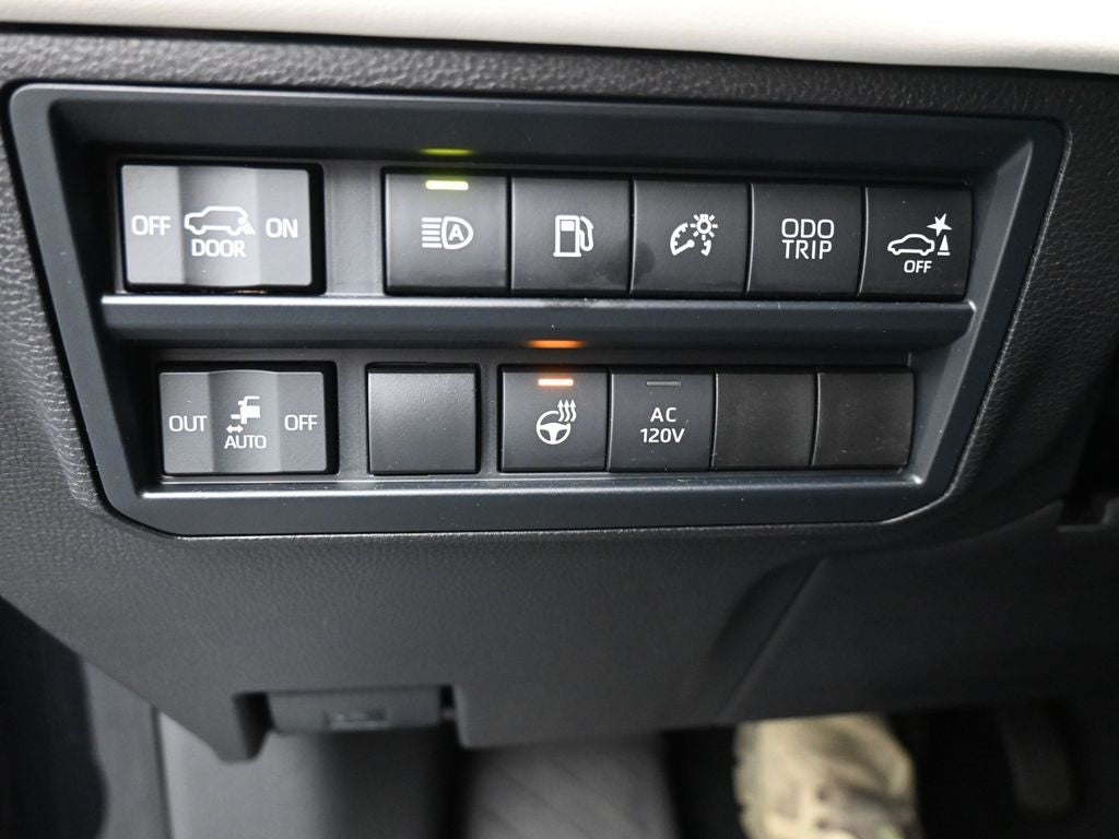 2025 Toyota Sequoia Capstone