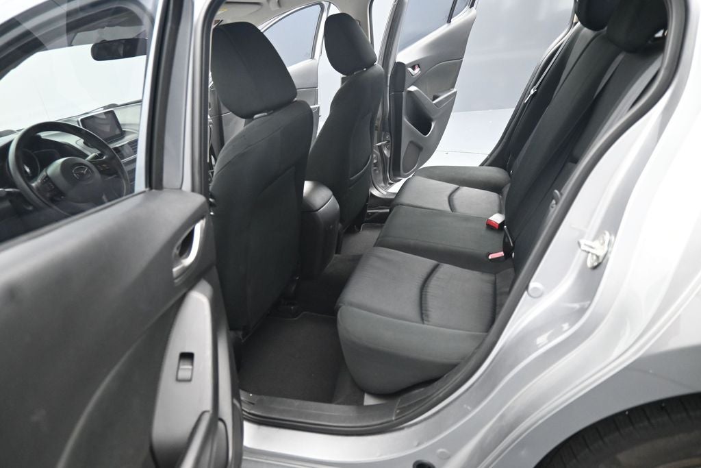 2015 Mazda Mazda3 i Sport