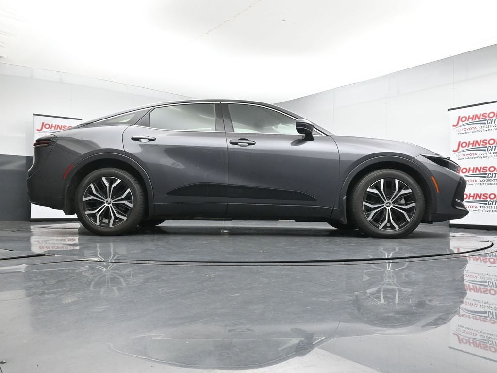 2023 Toyota Crown XLE