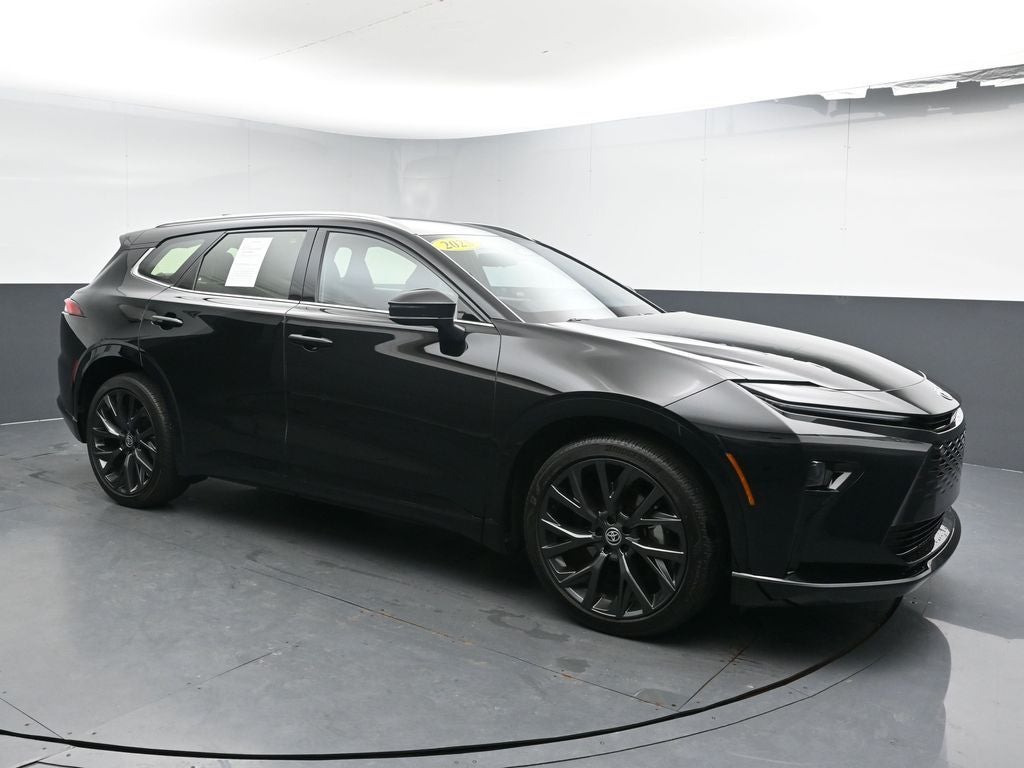 2025 Toyota Crown Signia Limited